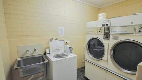 Alexander Motel Whyalla - Accommodation Brunswick Heads 4