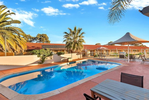 Alexander Motel Whyalla - Accommodation Brunswick Heads 0