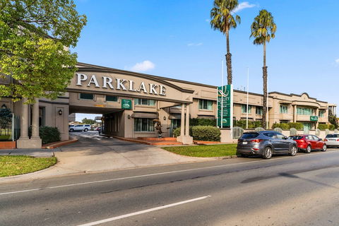 Quality Hotel Parklake Shepparton - Accommodation Brunswick Heads 0
