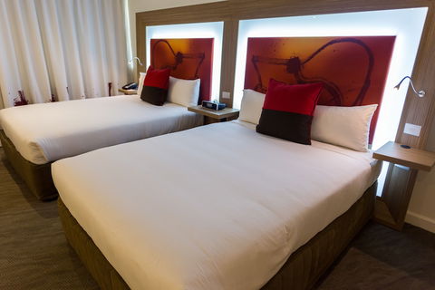 Novotel Sydney West HQ Hotel - Accommodation Brunswick Heads 2