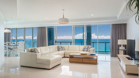 Oceana On Broadbeach - Accommodation Brunswick Heads 4