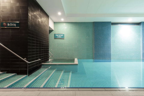 Oaks Glenelg Plaza Pier Suites - Accommodation Brunswick Heads 0