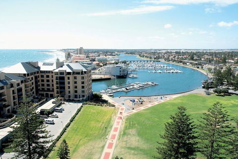 Oaks Glenelg Liberty Suites - Accommodation Brunswick Heads 4