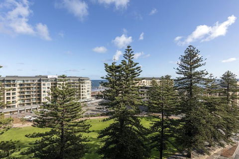 Oaks Glenelg Liberty Suites - Accommodation Brunswick Heads 6