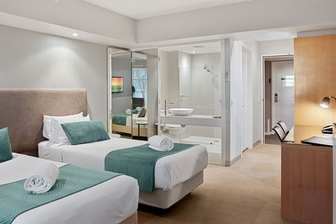 Deep Blue Hotel & Hot Springs - Accommodation Brunswick Heads 4