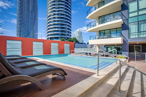 Mantra Broadbeach On The Park - Accommodation Brunswick Heads 6