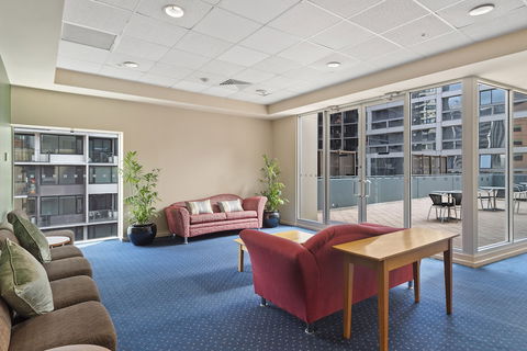 YEHS Hotel Melbourne CBD - Accommodation Brunswick Heads 0