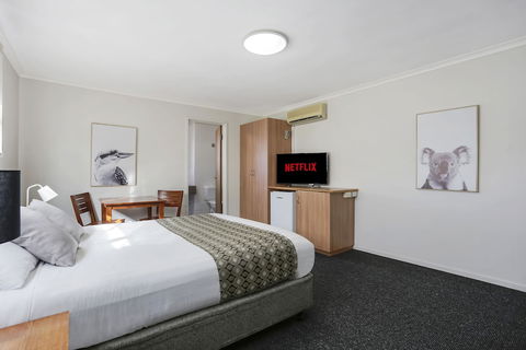 Tudor Motor Inn Warrnambool - Accommodation Brunswick Heads 4