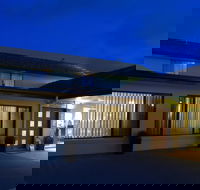 Country Plaza Queanbeyan - Accommodation Brunswick Heads