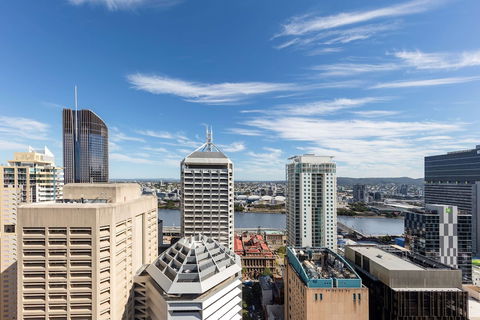 Oaks Brisbane Festival Suites - Accommodation Brunswick Heads 3