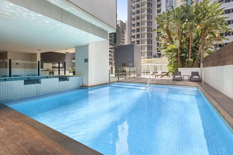 Oaks Brisbane On Charlotte Suites - Accommodation Brunswick Heads 5