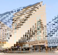 Oaks Adelaide Embassy Suites - Accommodation Brunswick Heads