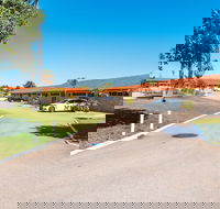 Hospitality Carnarvon SureStay Collection by Best Western - Accommodation Brunswick Heads