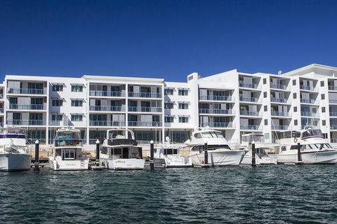 Mantra Geraldton - Accommodation Brunswick Heads 2