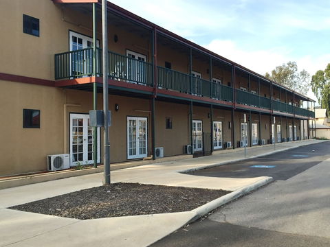 The Nosh & Nod - Howick Street - Accommodation Brunswick Heads 2
