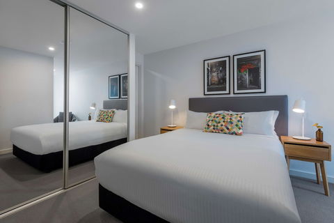 Oaks Melbourne Southbank Suites - Accommodation Brunswick Heads 5