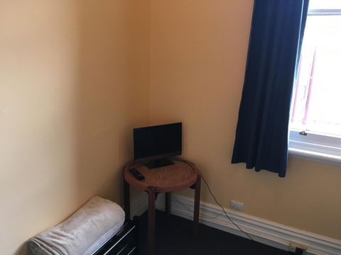 Royal Exchange - Accommodation Brunswick Heads 4