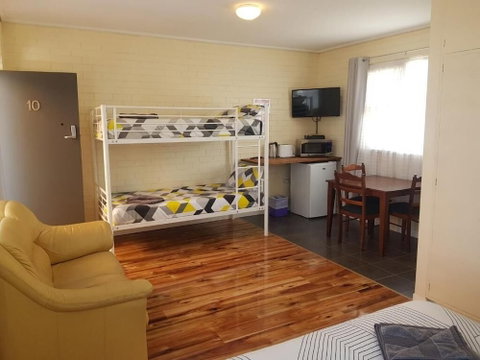 Whyalla Country Inn Motel - Accommodation Brunswick Heads 5