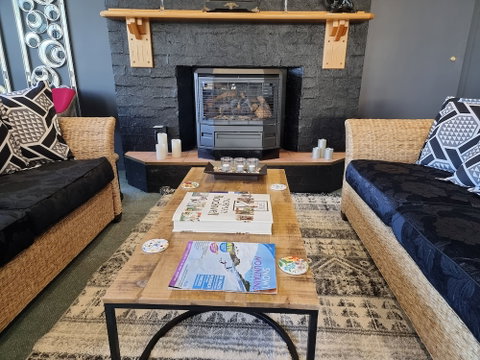 Tumbarumba Motel & Elms Restaurant - Accommodation Brunswick Heads 2