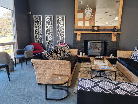 Tumbarumba Motel & Elms Restaurant - Accommodation Brunswick Heads 5
