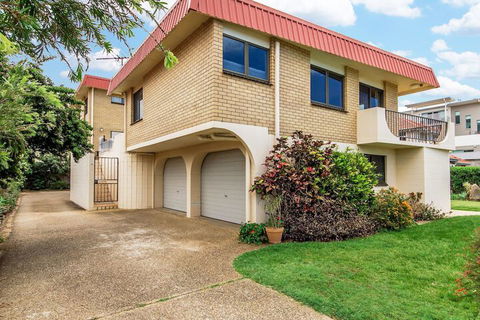 Beachfront Studio & Private Pool - Accommodation Brunswick Heads 1