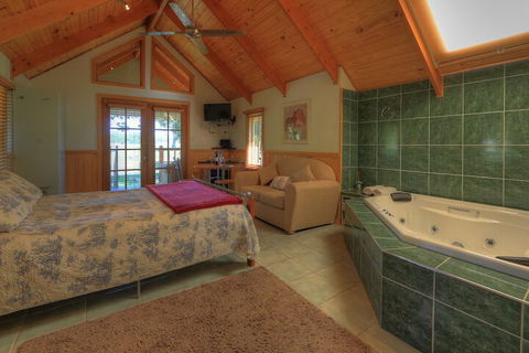 Colac Colac Caravan Park - Accommodation Brunswick Heads 2