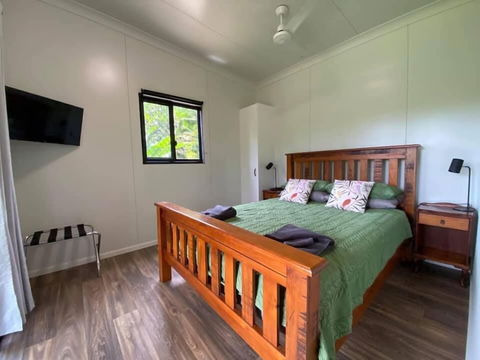 Mena Creek Flower House - Accommodation Brunswick Heads 3