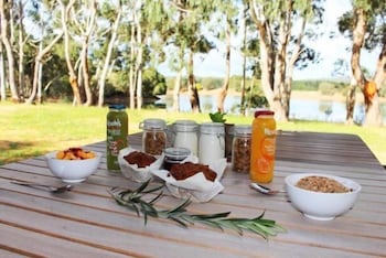 Olio Bello Lakeside Glamping - Accommodation Brunswick Heads 2