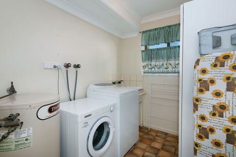 Beachside Holiday Home - Accommodation Brunswick Heads 2