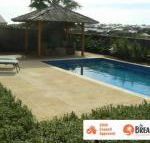 La Mer Home with a Pool - Accommodation Brunswick Heads