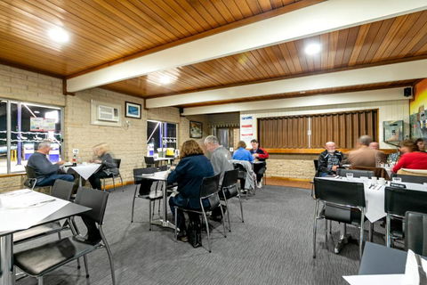 Nullarbor Roadhouse - Accommodation Brunswick Heads 3