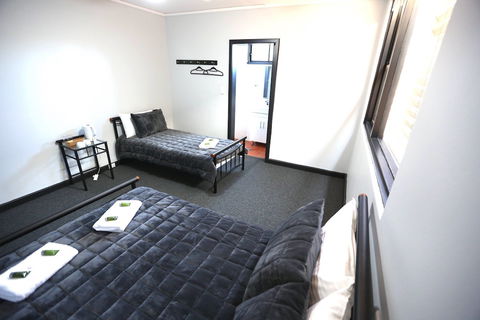 Panania Hotel - Accommodation Brunswick Heads 1