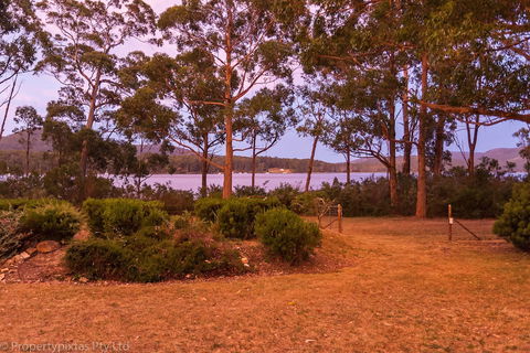 Bay Retreat Port Arthur - Accommodation Brunswick Heads 0