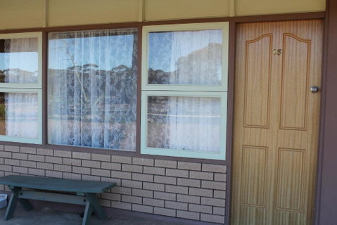 Wudinna Gawler Ranges Motel & Caravan Park - Accommodation Brunswick Heads 1