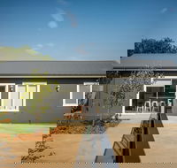 Kirsten Accommodation Parkes - Accommodation Brunswick Heads