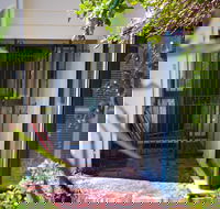 Cottesloe Artists Beach Retreat - Accommodation Brunswick Heads