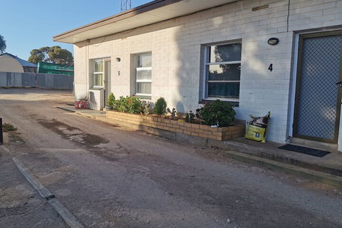 Kimba Units - Accommodation Brunswick Heads 3