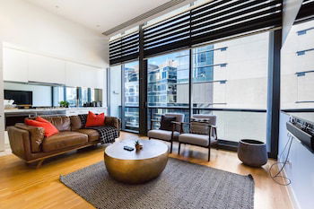 EVAN, 1BDR Southbank Apartment - Accommodation Brunswick Heads 0