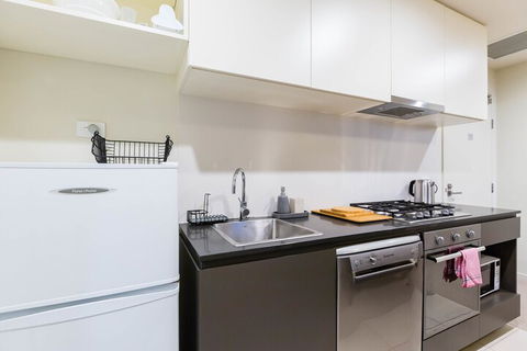 YASHITA, 2BDR Melbourne Apartment - Accommodation Brunswick Heads 2