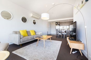 ERICA, 2BDR South Yarra Apartment - Accommodation Brunswick Heads 3