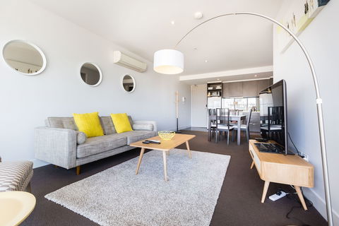 ERICA, 2BDR South Yarra Apartment - Accommodation Brunswick Heads 4