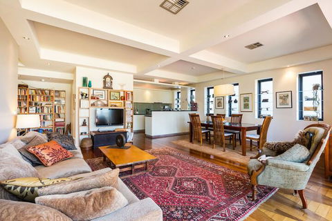 BELLE, 2BDR Melbourne Apartment - Accommodation Brunswick Heads 4