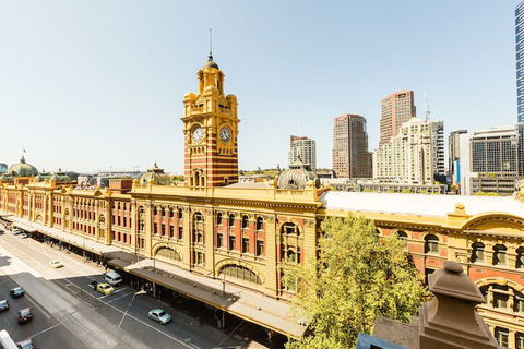 BELLE, 2BDR Melbourne Apartment - Accommodation Brunswick Heads 2