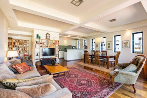 BELLE, 2BDR Melbourne Apartment - Accommodation Brunswick Heads 0