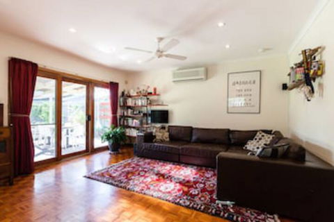 KELLY, 3BDR Northcote House - Accommodation Brunswick Heads 0