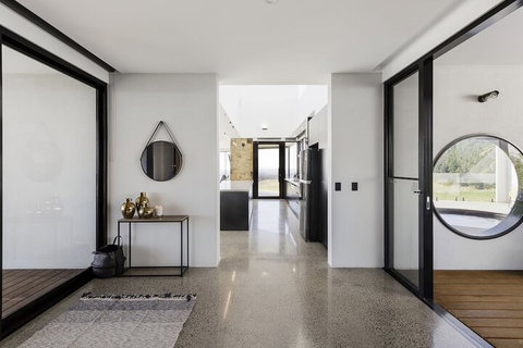 Sky High - Accommodation Brunswick Heads 2