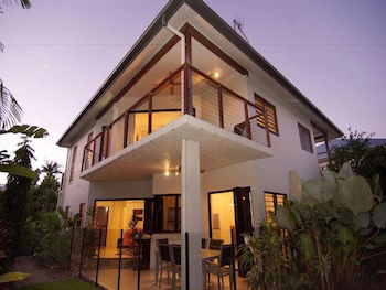 Hai Villa Port Douglas - Accommodation Brunswick Heads 2