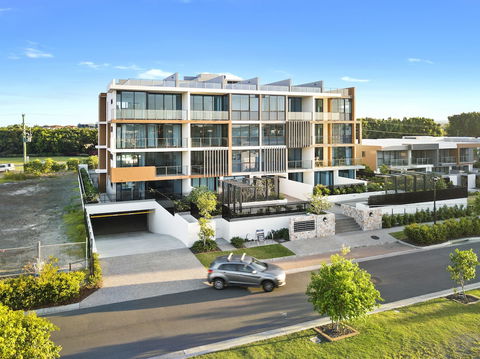 The Peninsula At Hope Island - Accommodation Brunswick Heads 2