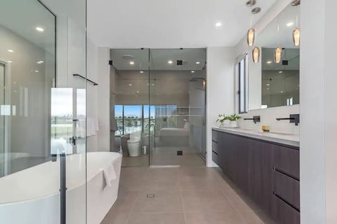 The Peninsula At Hope Island - Accommodation Brunswick Heads 6