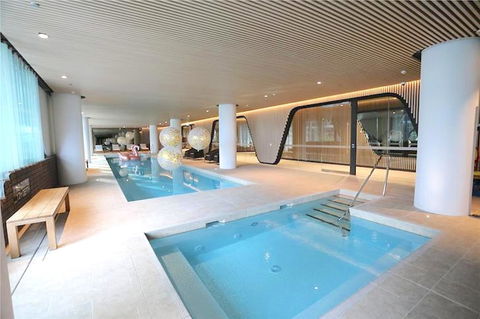 Pride Docklands Waterfront Apartment City View - Accommodation Brunswick Heads 1
